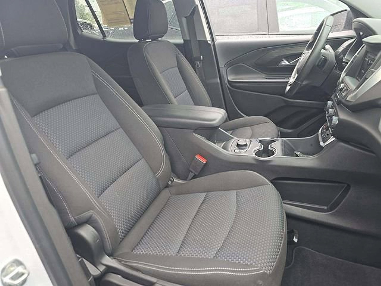 Used 2022 GMC Terrain SLE w/ Driver Convenience Package AWD/4WD image 9