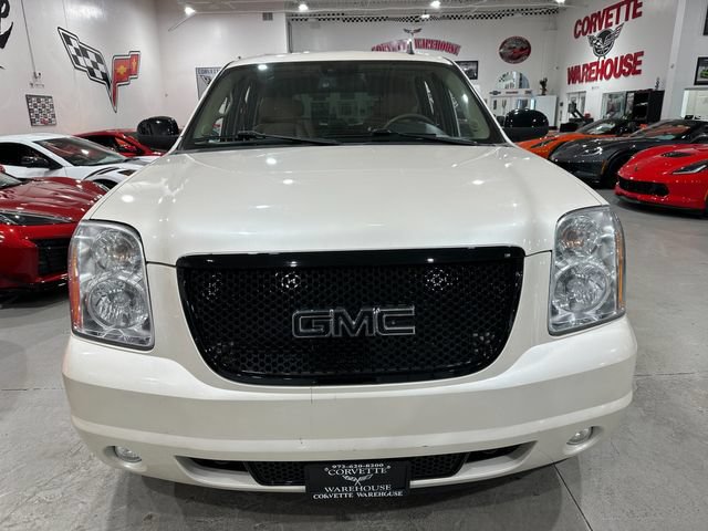 Used 2009 GMC Yukon Denali RWD image 7