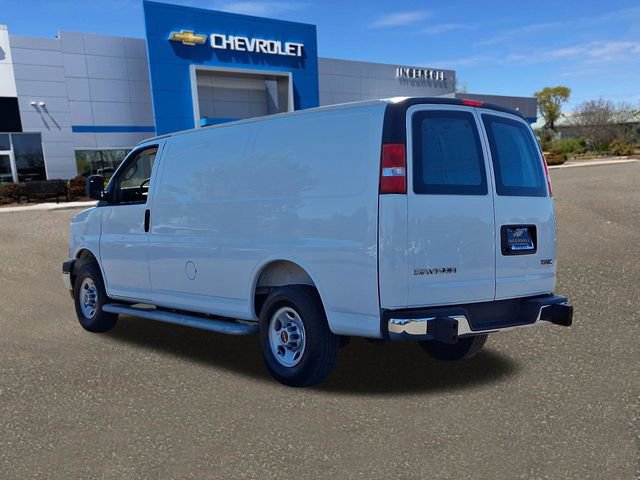 Used 2025 GMC Savana 2500 w/ Driver Convenience Package RWD image 21