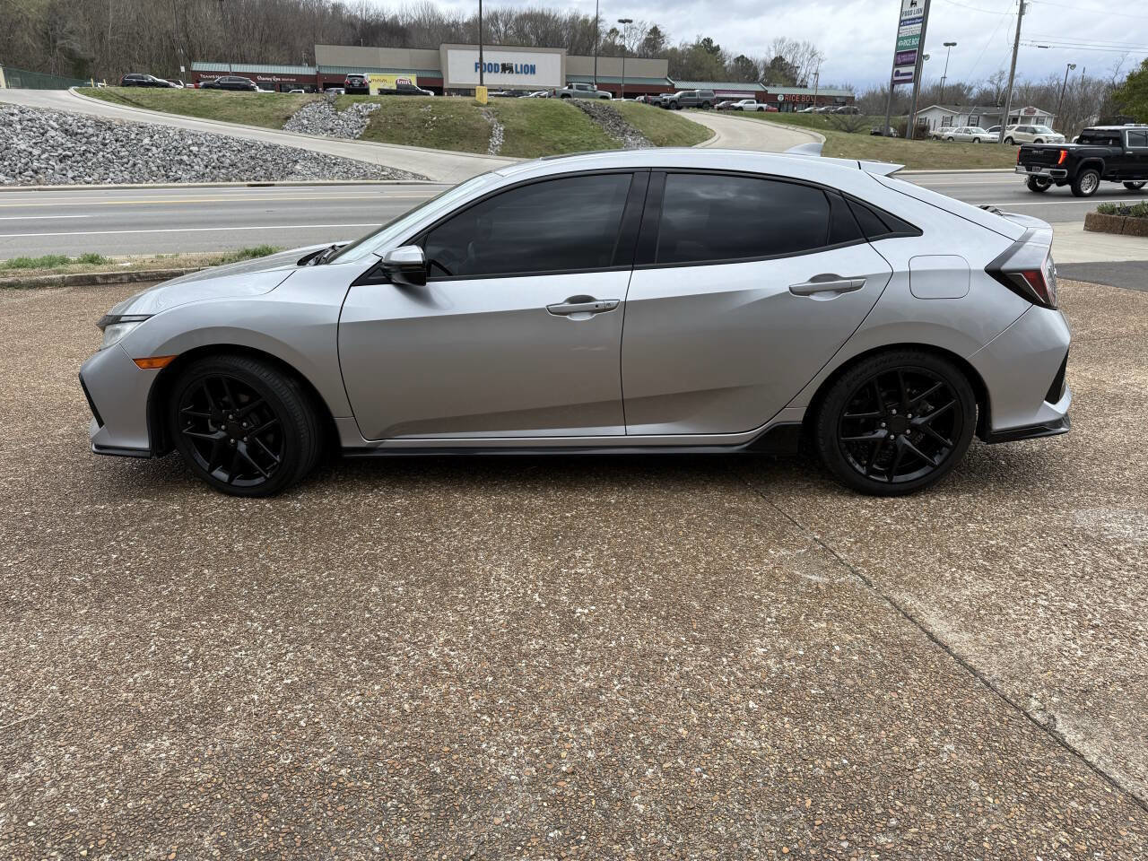 Used 2017 Honda Civic Sport Touring image 8