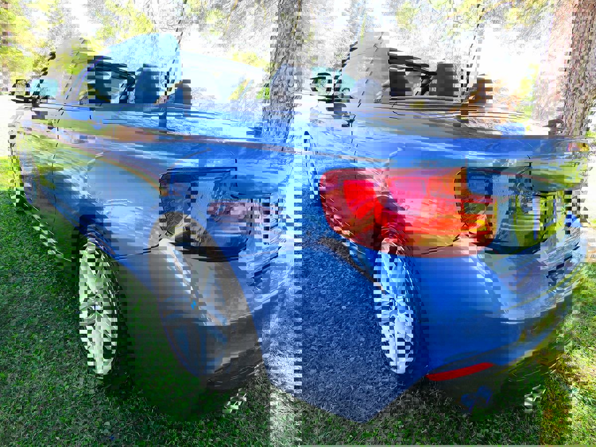 Used 2015 BMW 228i Convertible image 8