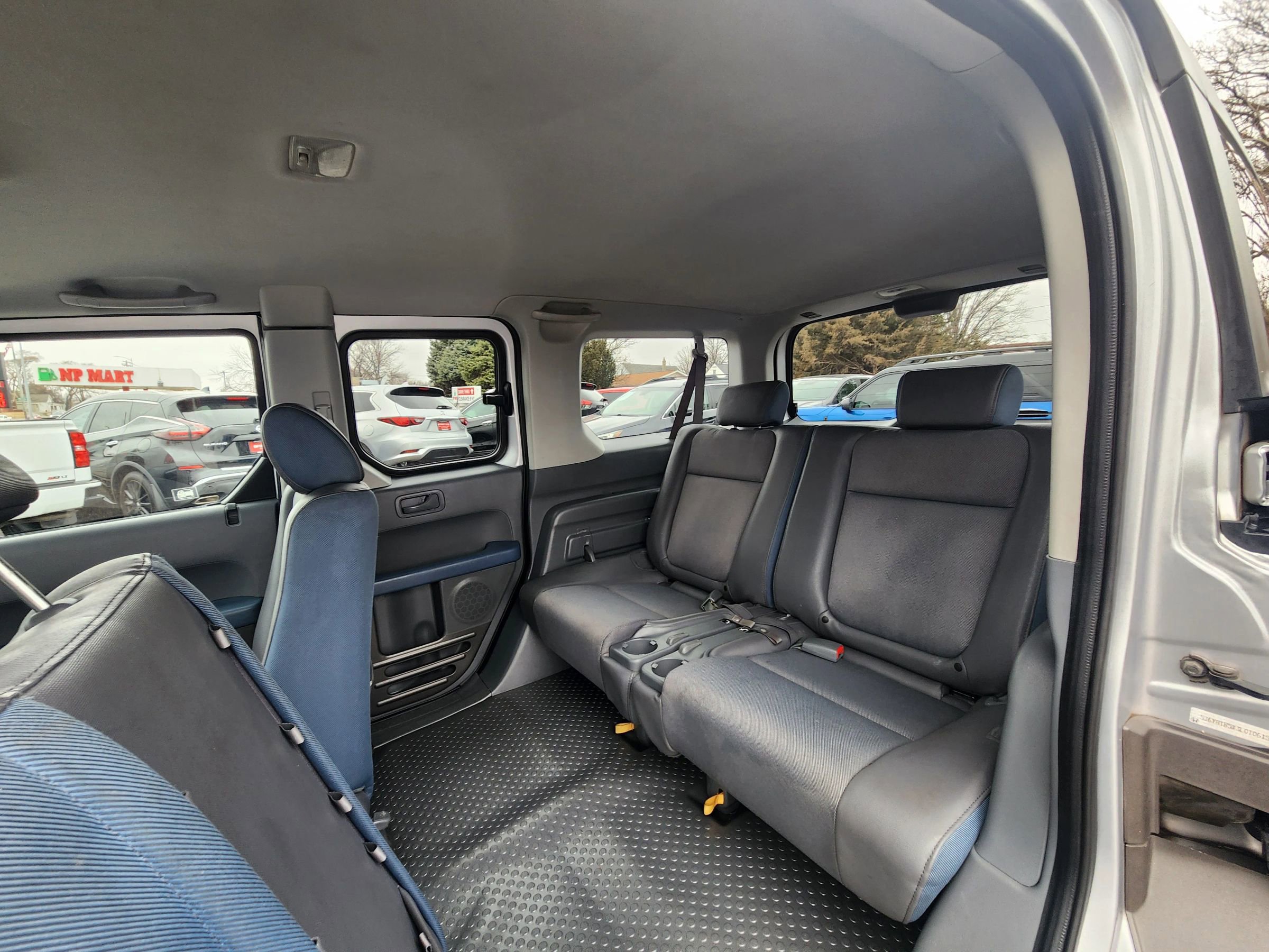 Used 2003 Honda Element EX image 18