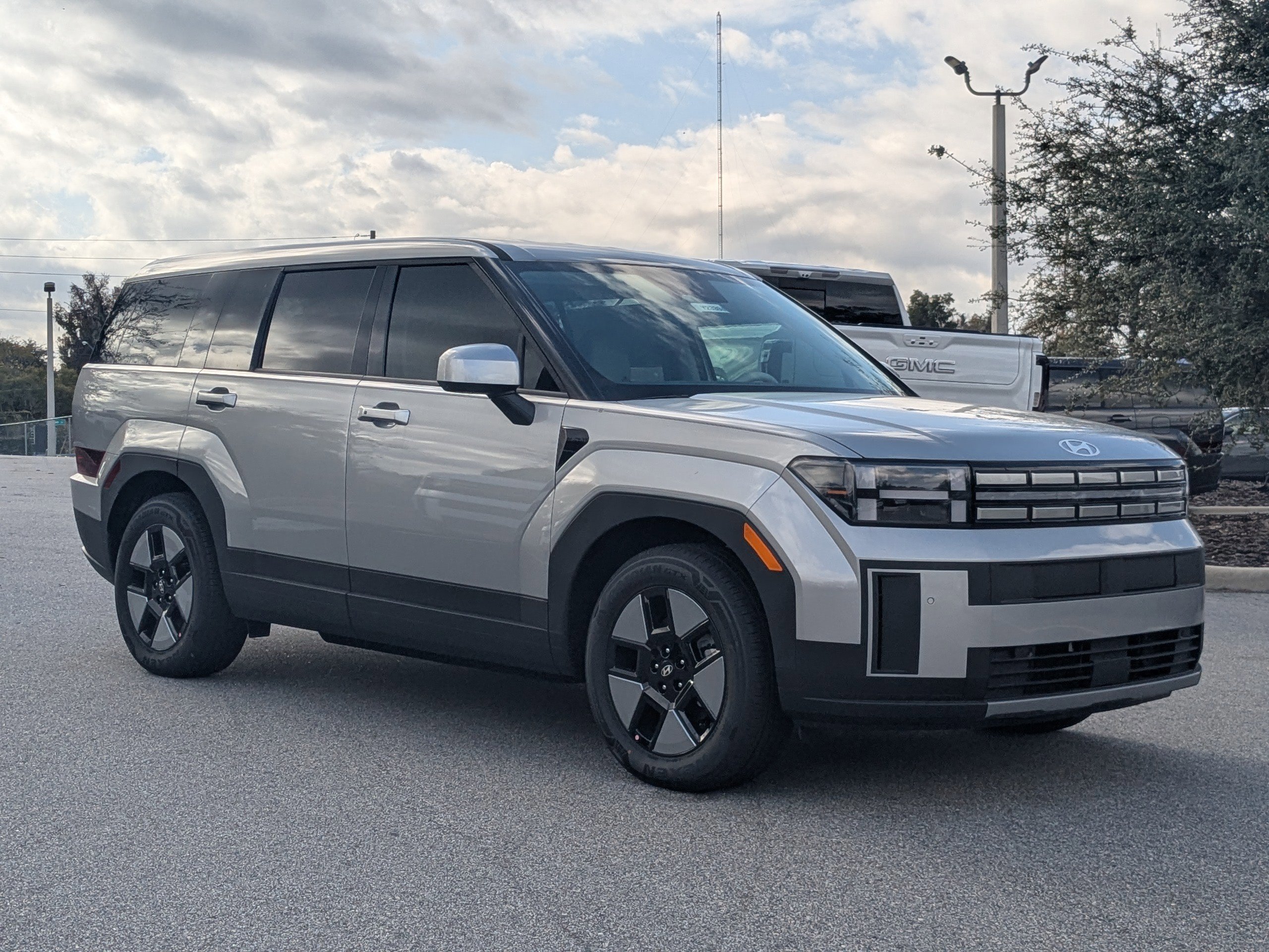 New 2026 Hyundai Santa Fe SE