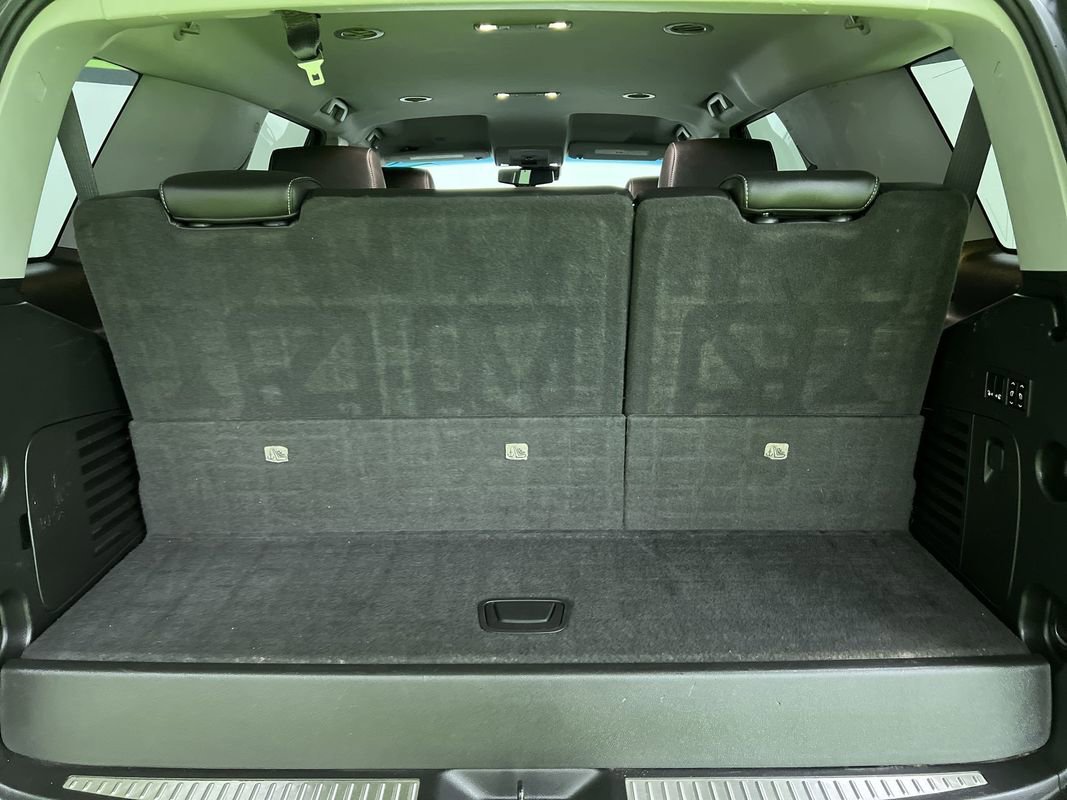 Used 2018 Chevrolet Tahoe Premier AWD/4WD image 29