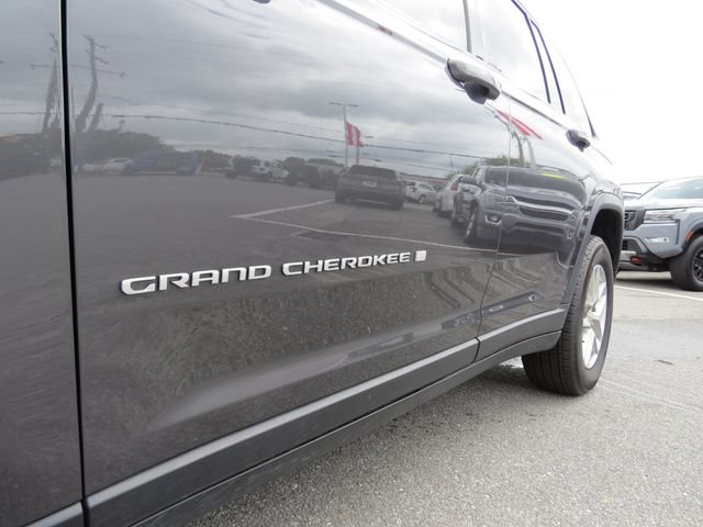 Certified 2024 Jeep Grand Cherokee Laredo X RWD image 12