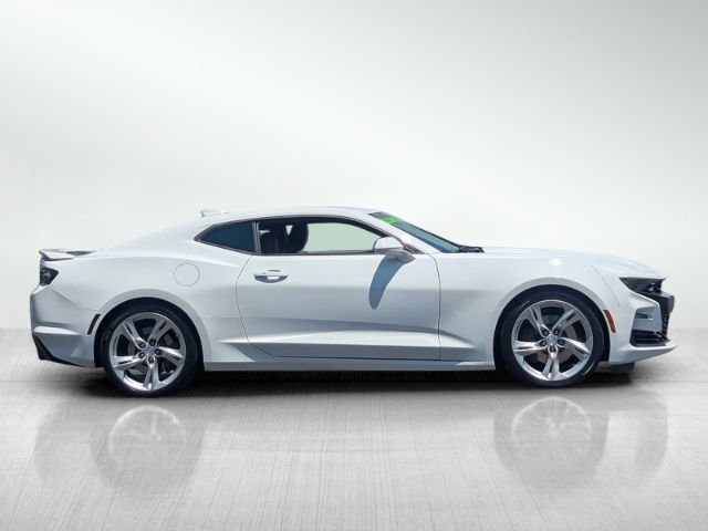 Used 2019 Chevrolet Camaro SS RWD image 3