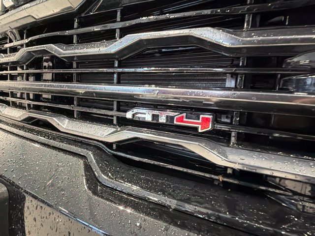 Certified 2024 GMC Acadia AT4 w/ Luxury Package AWD/4WD image 9