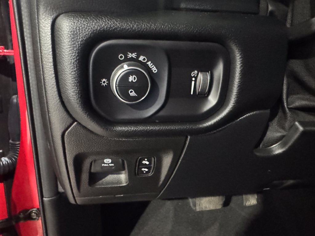 Used 2020 RAM 1500 Sport w/ Alpine Leather & Sound Group AWD/4WD image 34