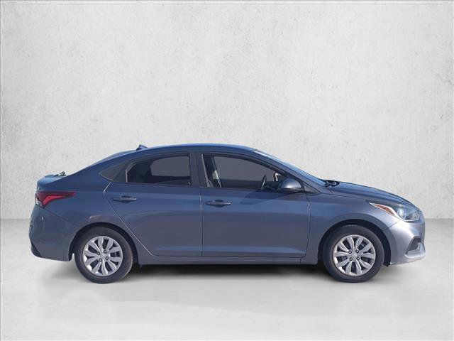 Used 2018 Hyundai Accent SE image 2