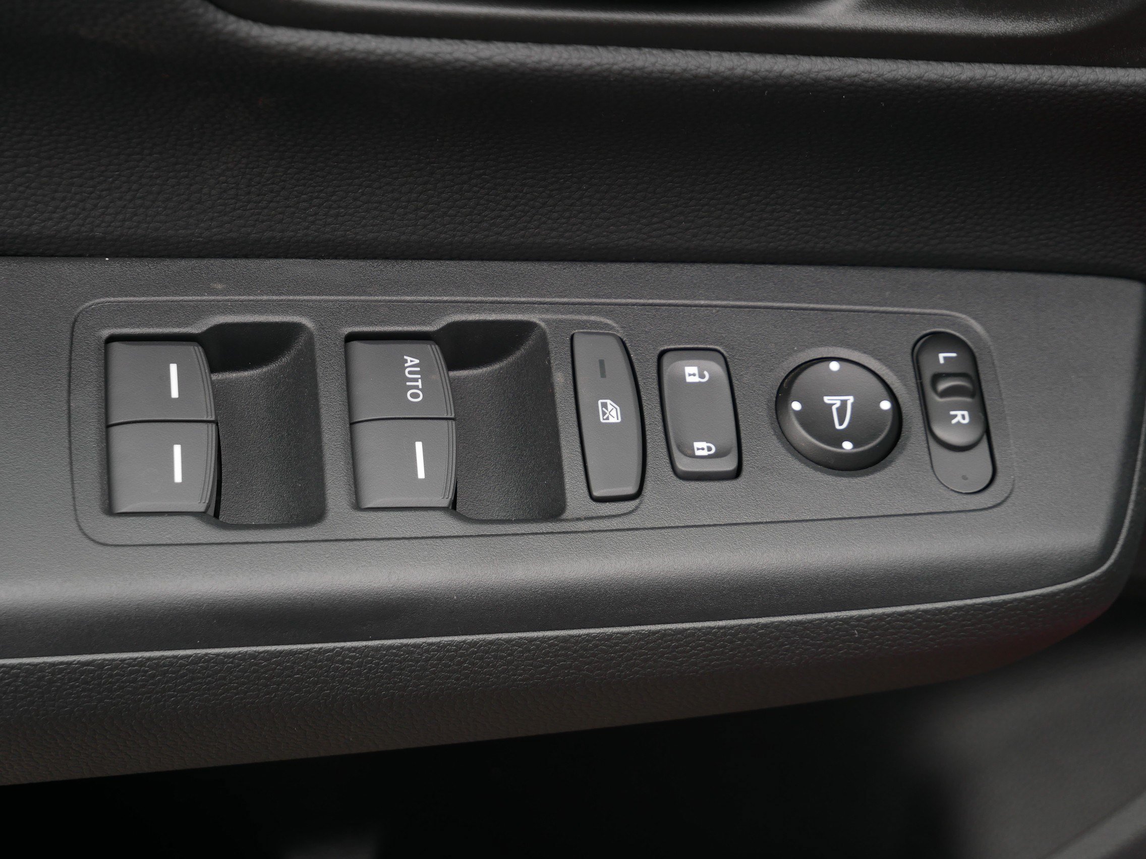 New 2026 Honda CR-V LX image 15