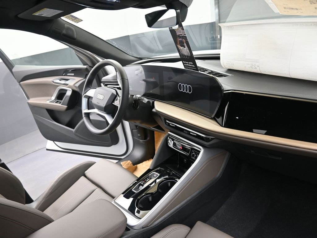 New 2025 Audi Q5 2.0T Premium Plus image 12