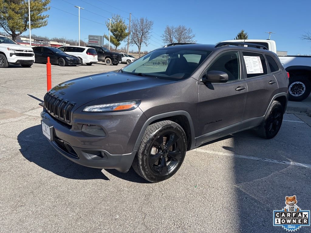 Used 2018 Jeep Cherokee Latitude w/ Altitude Package image 13