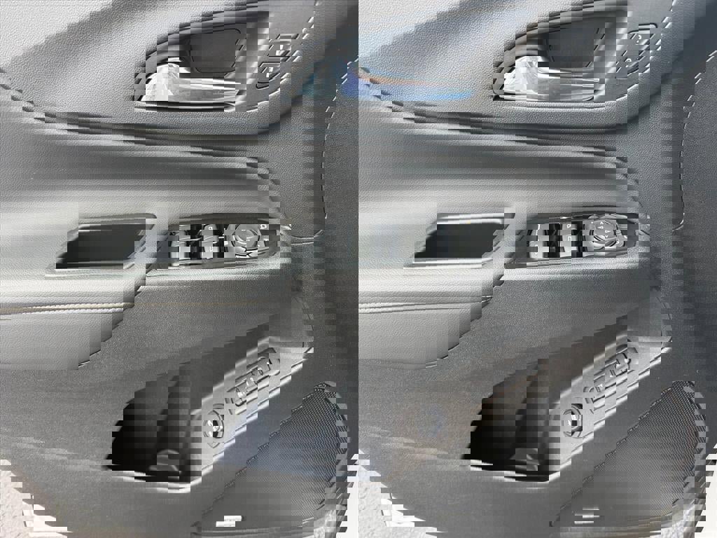 Certified 2022 Chevrolet Equinox Premier image 14