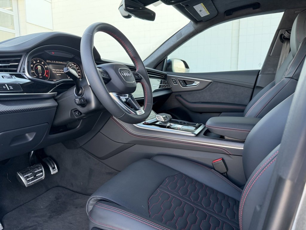Used 2025 Audi RS Q8 performance image 17