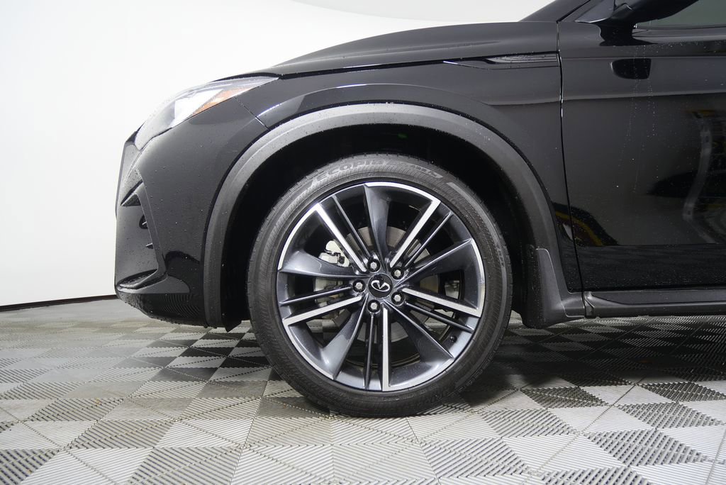 Used 2025 INFINITI QX50 Sport image 7