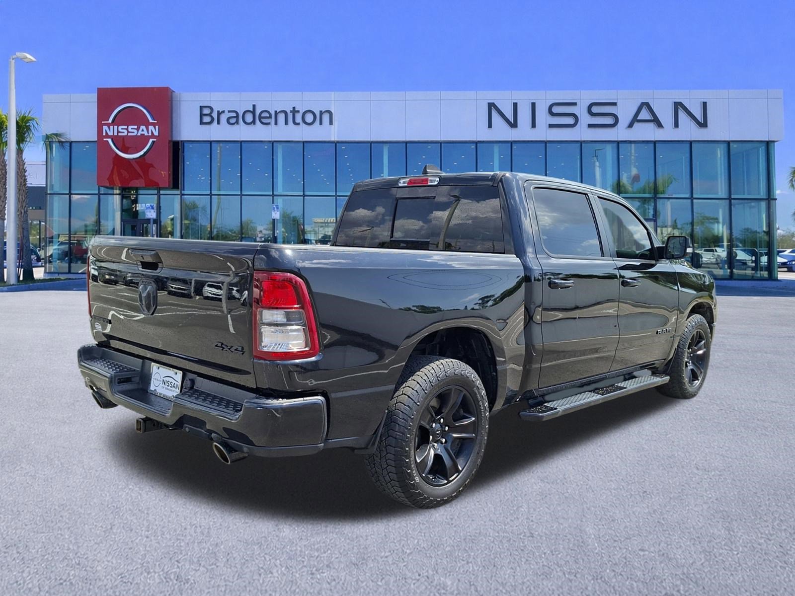 Used 2021 RAM 1500 Big Horn image 5