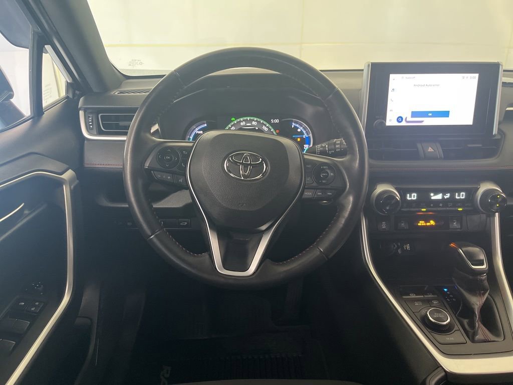 Used 2023 Toyota RAV4 SE w/ Weather & Moonroof Package image 33