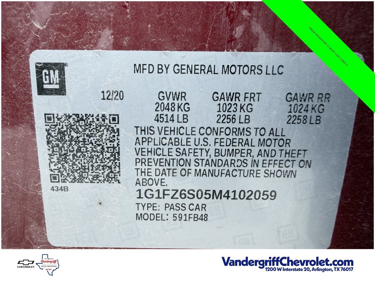Used 2021 Chevrolet Bolt Premier w/ Infotainment Package FWD image 32