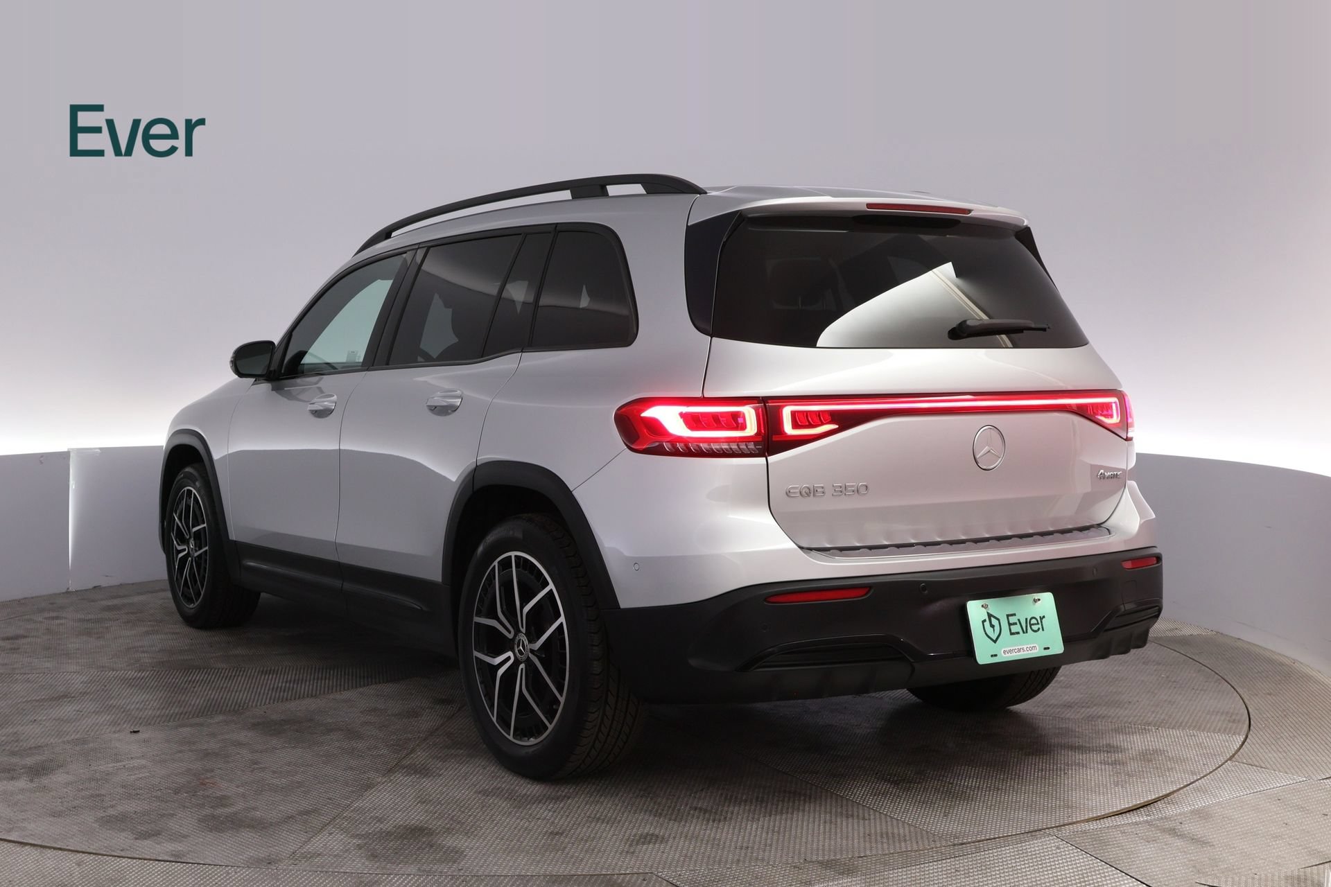 Used 2023 Mercedes-Benz EQB 350 4MATIC SUV image 17