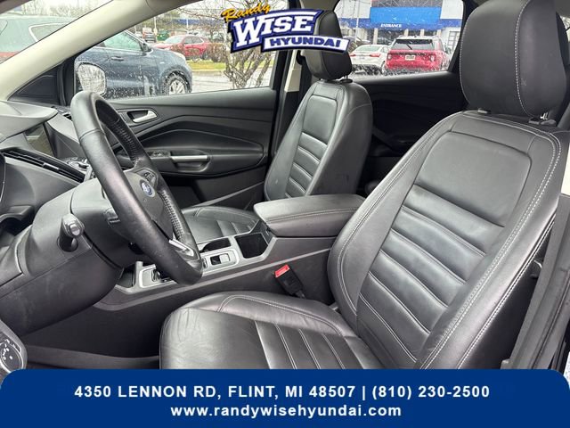 Used 2019 Ford Escape Titanium image 9