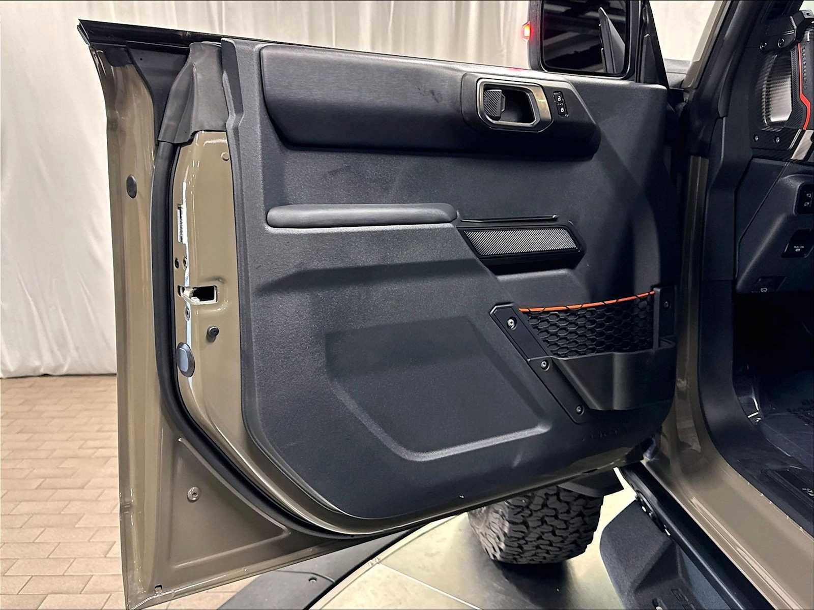 Used 2025 Ford Bronco Raptor w/ Interior Carbon Fiber Pack AWD/4WD image 24