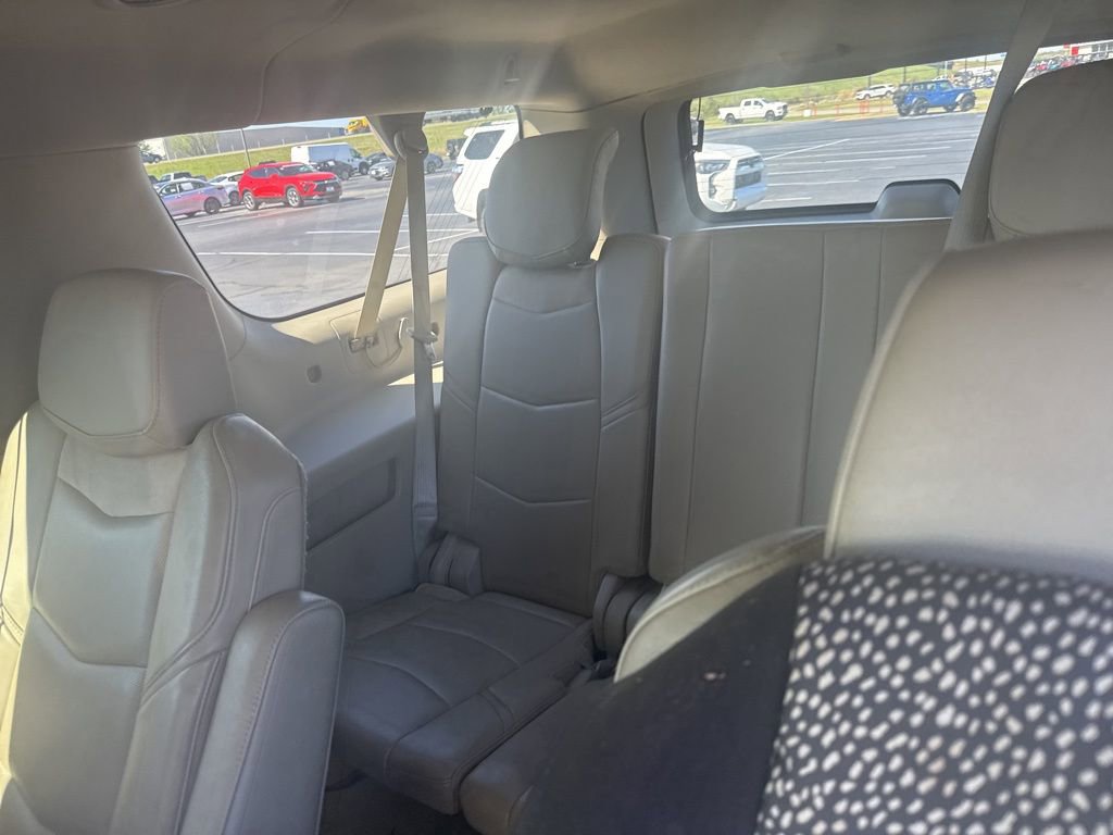 Used 2015 Cadillac Escalade ESV Luxury image 7