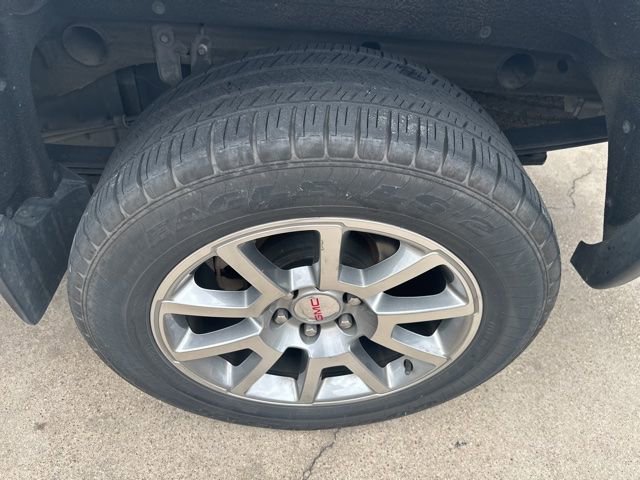 Used 2016 GMC Sierra 1500 Denali w/ Enhanced Driver Alert Package AWD/4WD image 4
