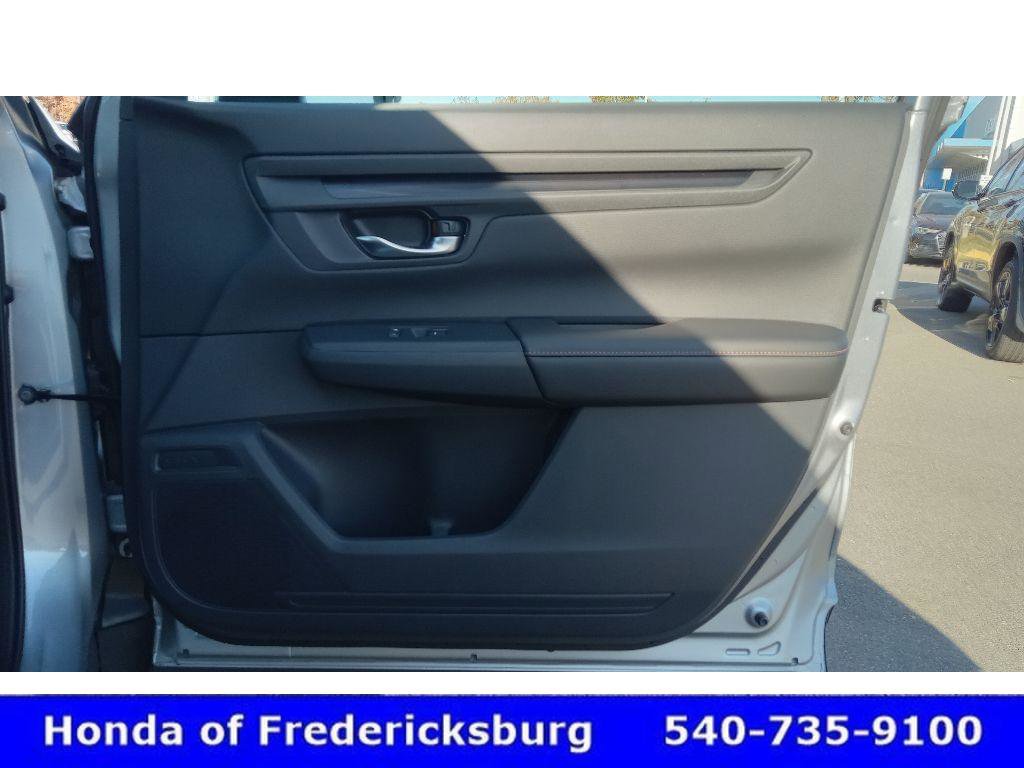 Certified 2025 Honda CR-V Sport image 28