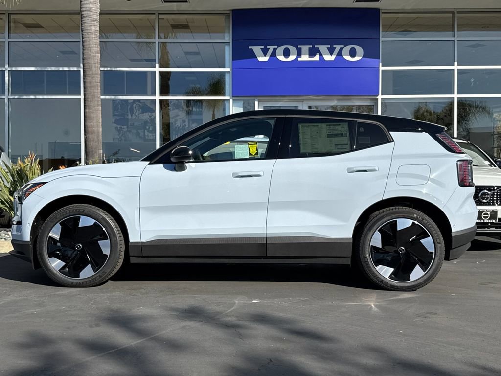 New 2026 Volvo EX30 Ultra w/ Climate Package image 2