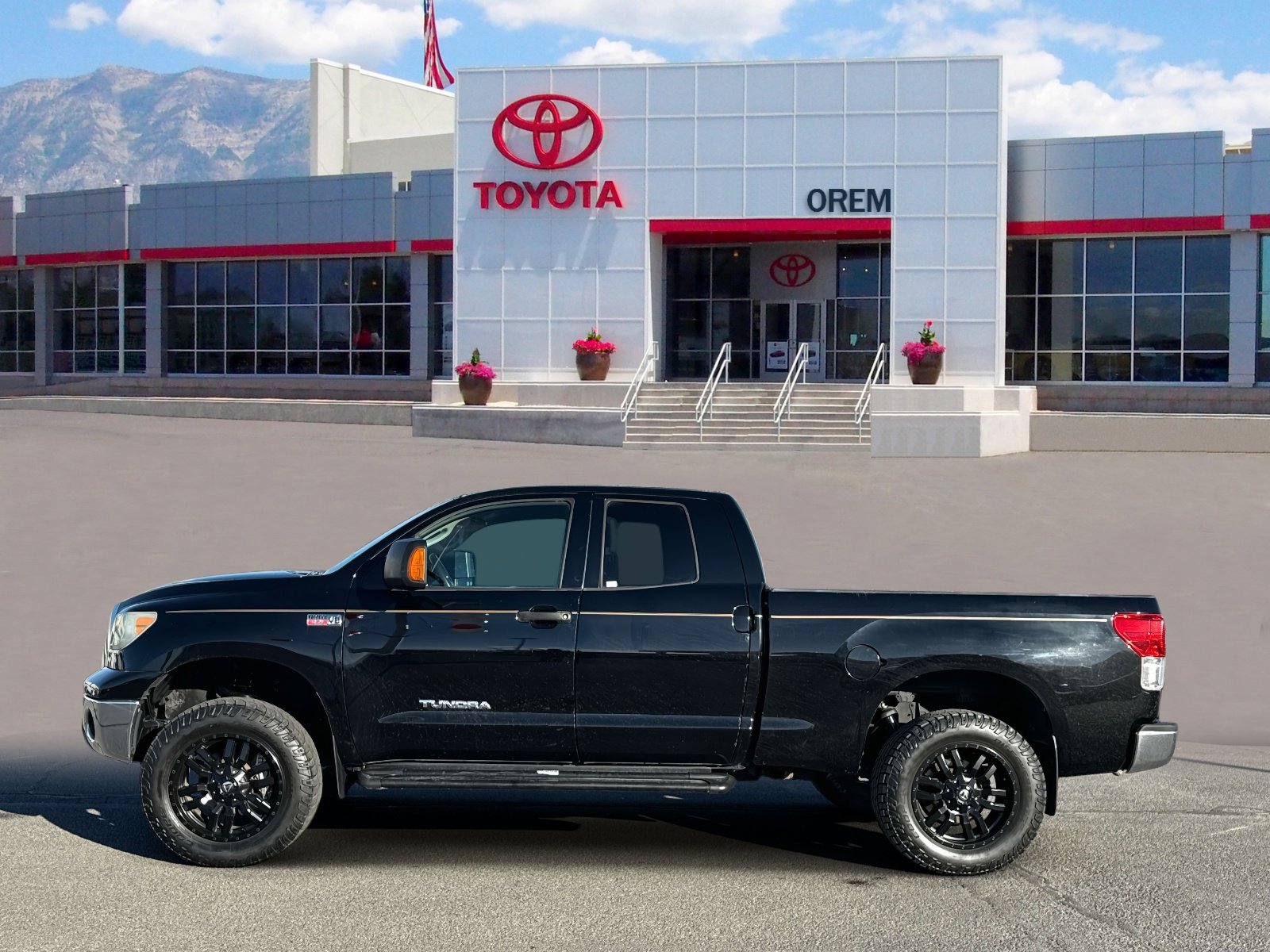 Used 2010 Toyota Tundra 4x4 Double Cab image 5