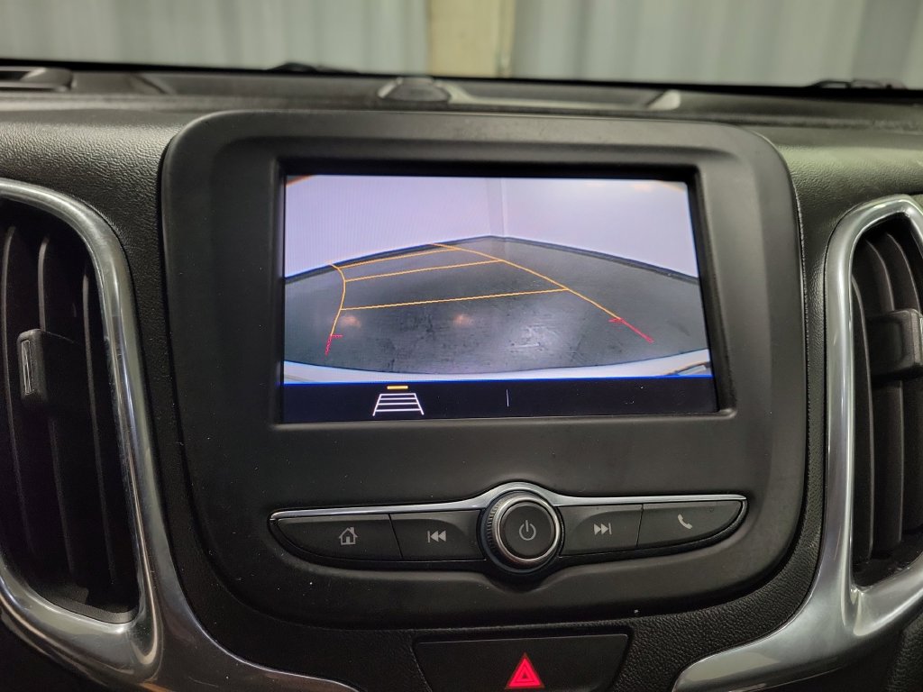 Used 2020 Chevrolet Equinox LT AWD/4WD image 21