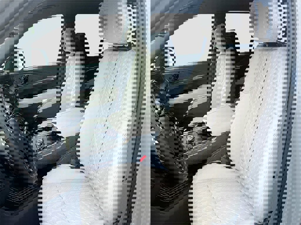 New 2026 Cadillac Escalade IQ Sport 1 w/ LPO, ONYX Package image 22