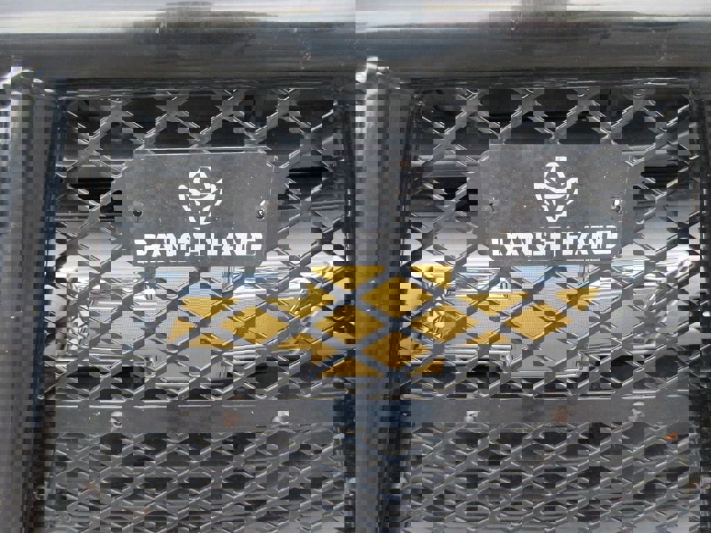 Certified 2024 Chevrolet Silverado 2500 Custom image 9