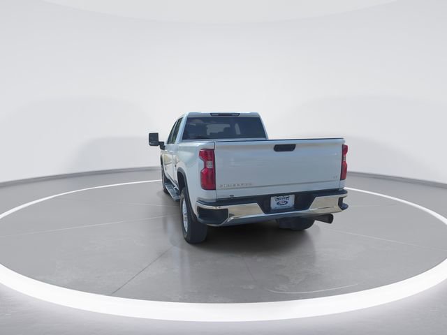 Used 2024 Chevrolet Silverado 2500 LT AWD/4WD image 7