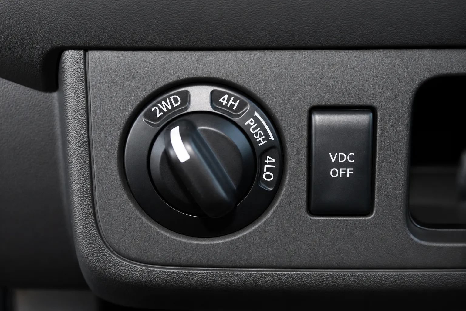 Used 2009 Nissan Xterra S AWD/4WD image 13