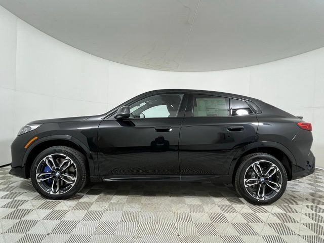 New 2026 BMW X2 xDrive28i w/ M Sport Package AWD/4WD image 4