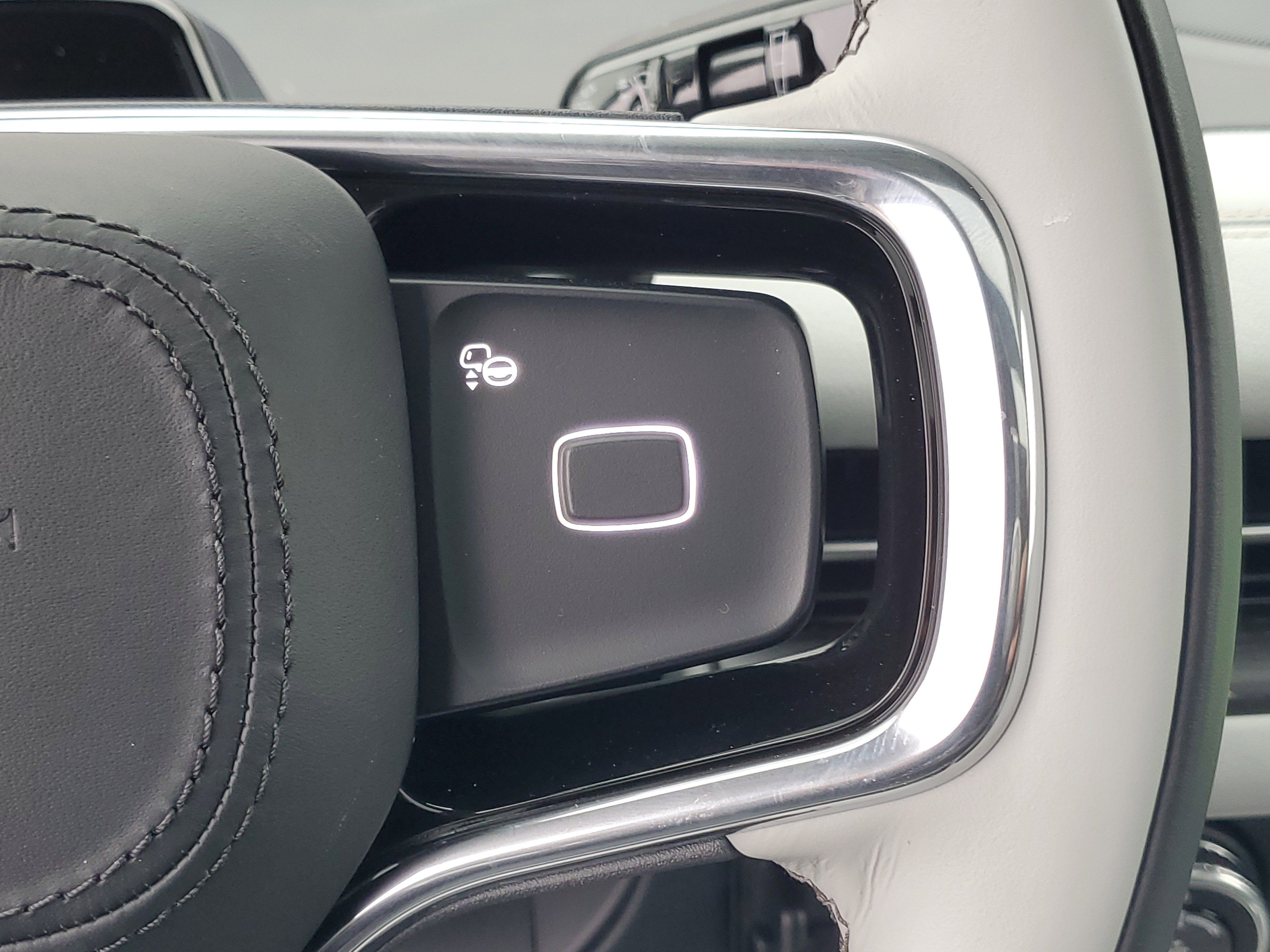 New 2025 Lincoln Navigator L Black Label image 18