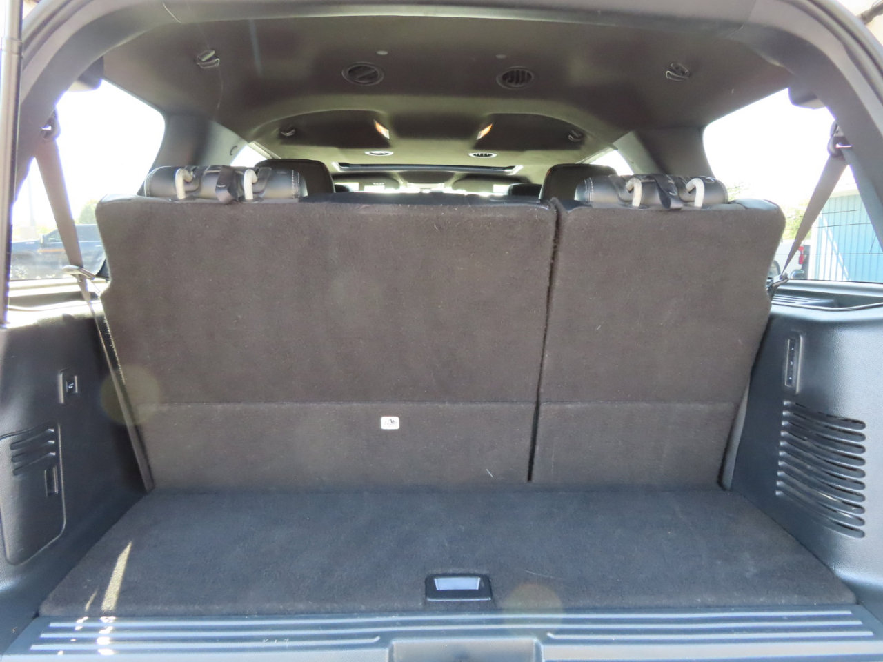 Used 2016 Ford Expedition Platinum image 47