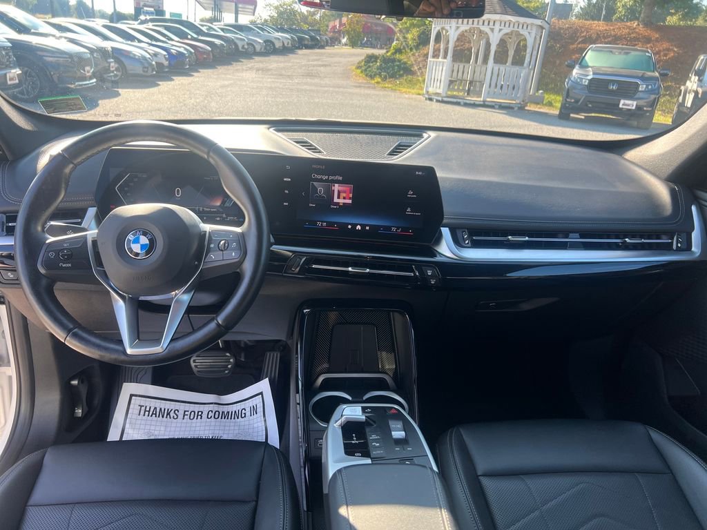 Used 2025 BMW X1 xDrive28i image 12