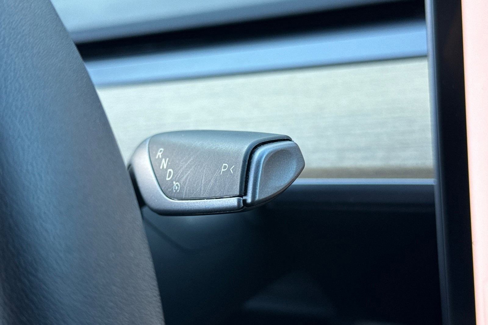 Used 2020 Tesla Model 3 Standard Range image 25