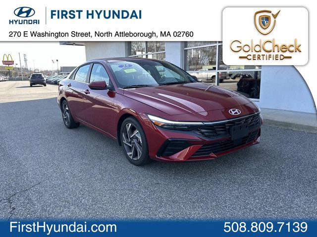 Certified 2025 Hyundai Elantra SEL FWD image 1