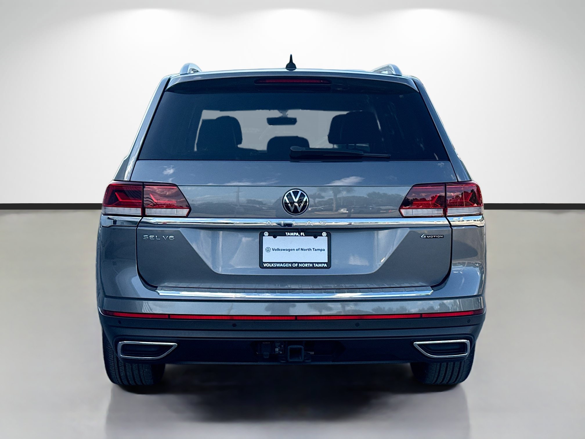 Used 2023 Volkswagen Atlas SEL AWD/4WD image 4