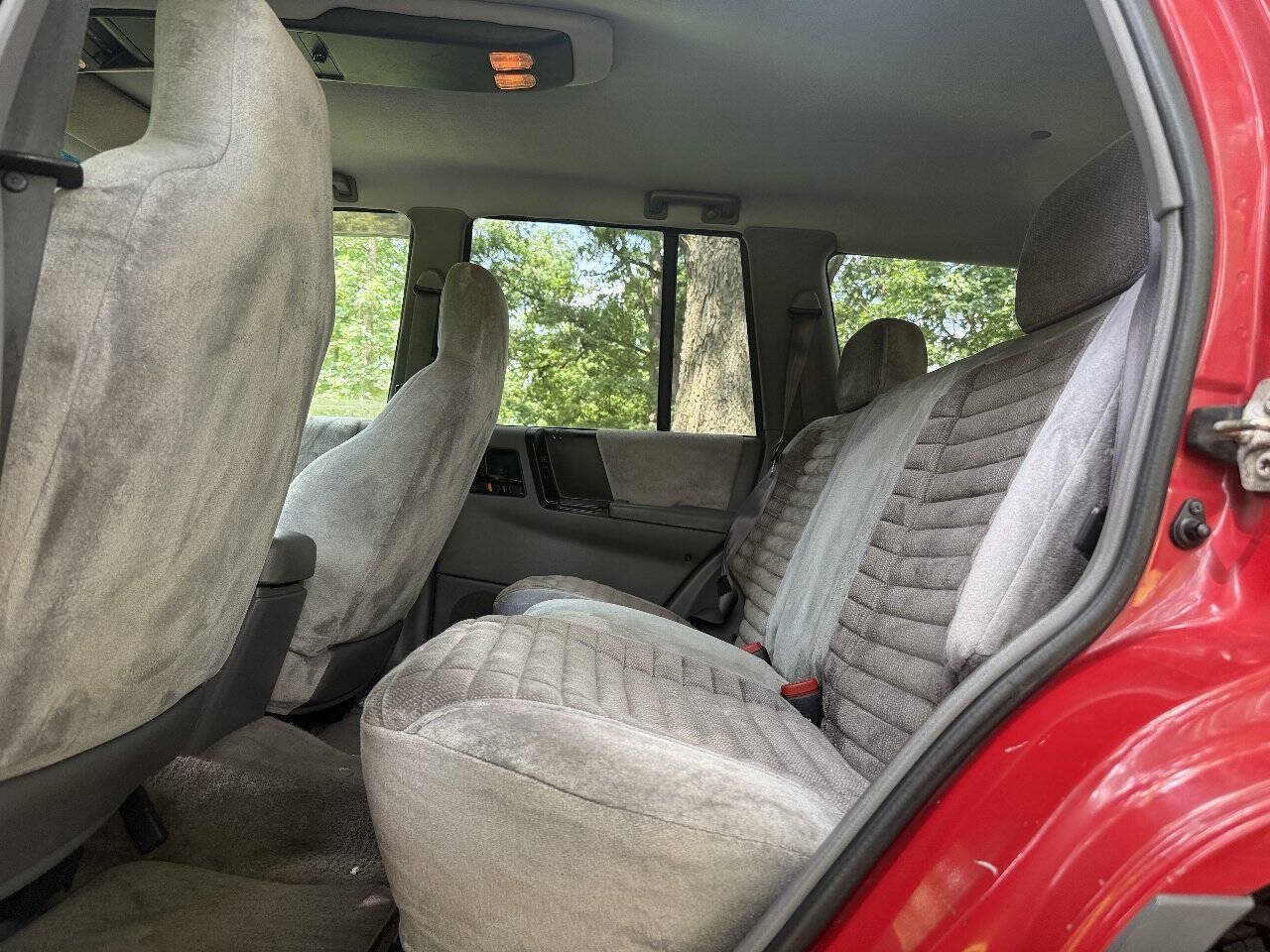 Used 1995 Jeep Grand Cherokee Laredo AWD/4WD image 27
