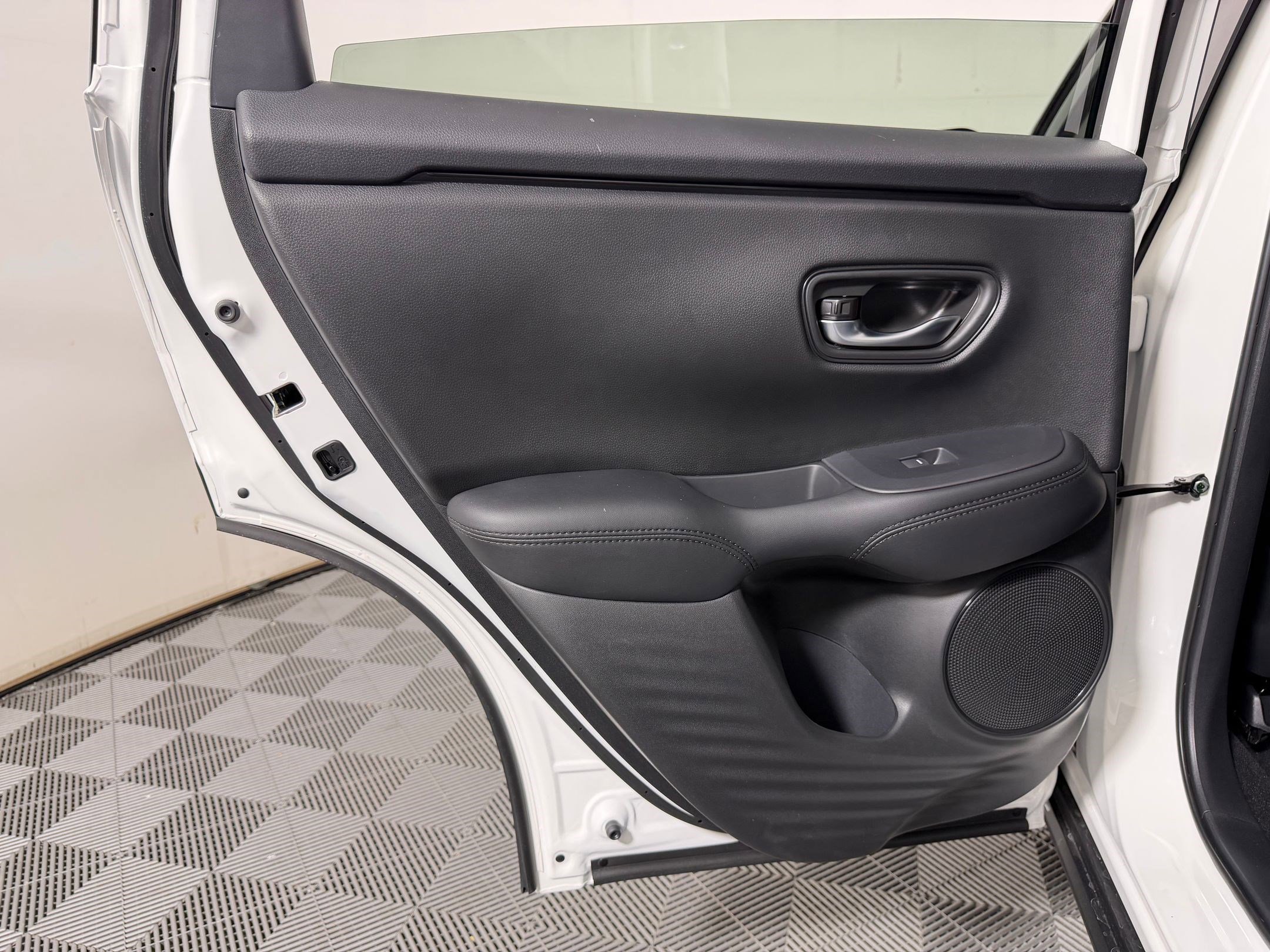 New 2026 Honda HR-V LX image 24