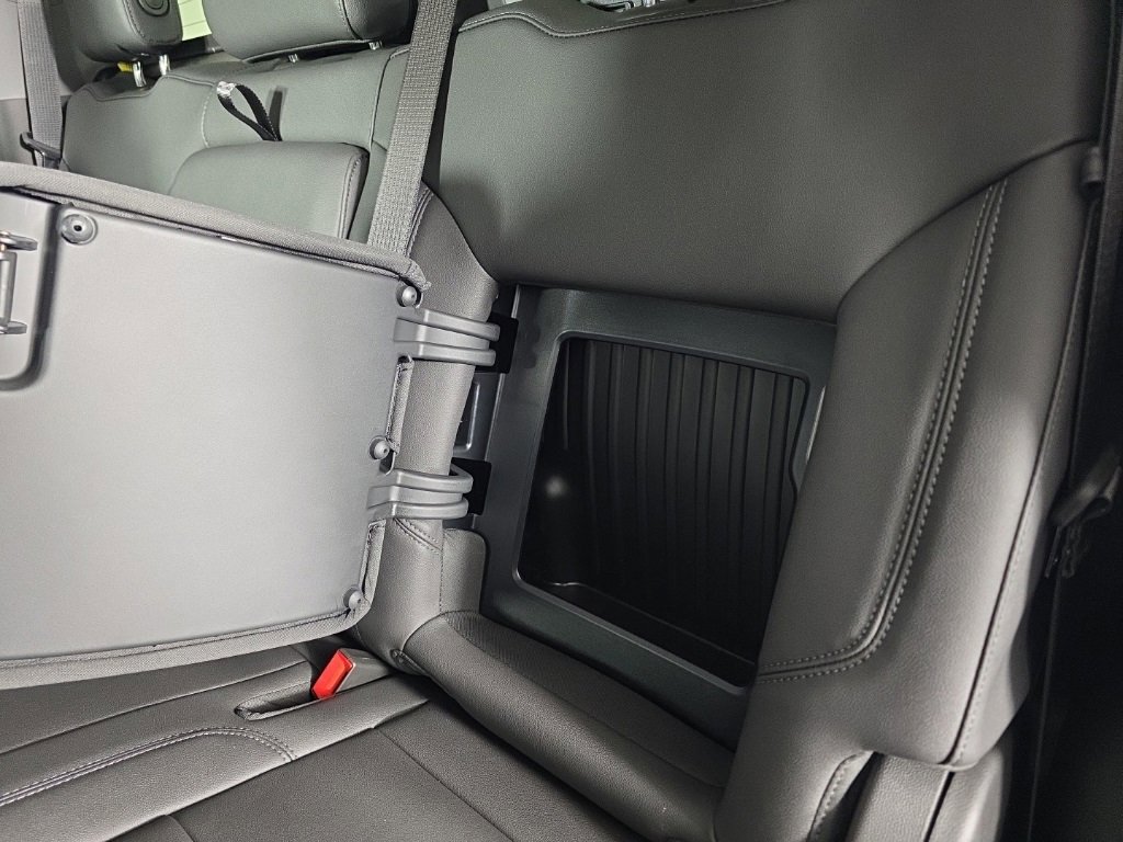 New 2025 Chevrolet Silverado 3500 LT w/ Safety Package image 32