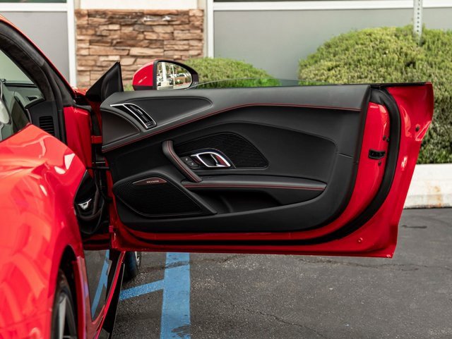Used 2023 Audi R8 V10 performance image 20
