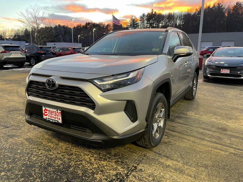 New 2025 Toyota RAV4 XLE