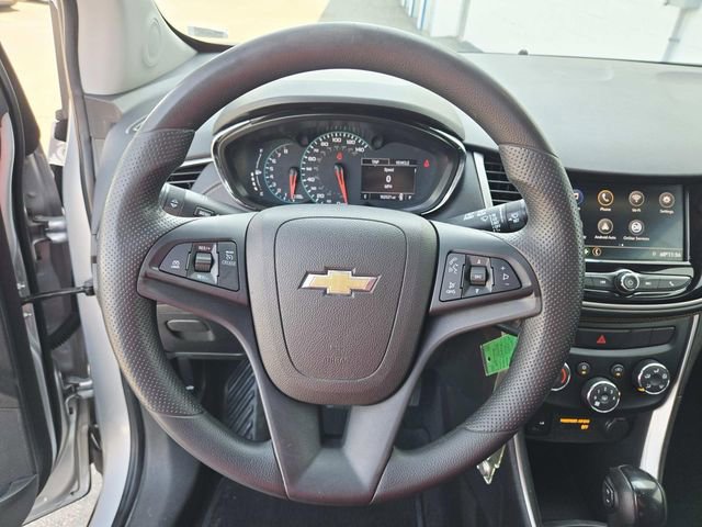 Used 2020 Chevrolet Trax LS w/ Tint and Cruise Package image 15