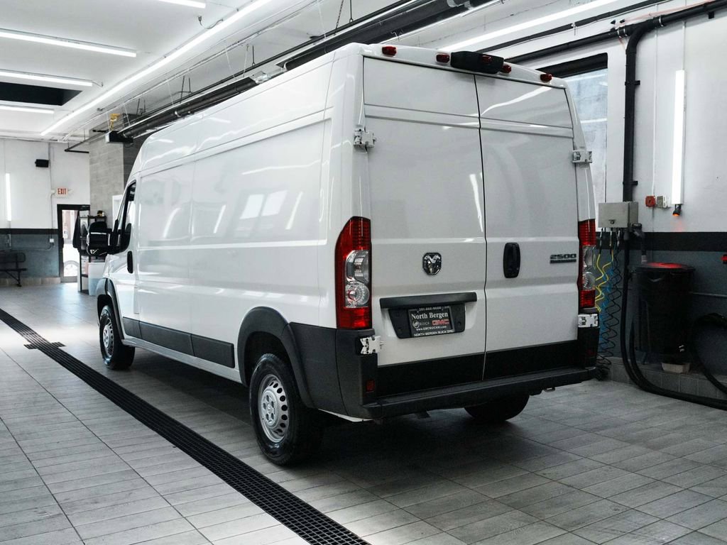 Used 2025 RAM ProMaster 2500 w/ Convenience Group FWD image 6