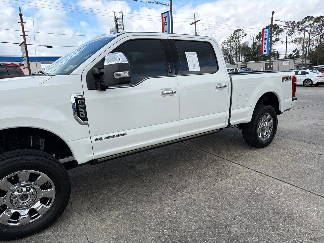 Used 2020 Ford F250 Platinum w/ FX4 Off-Road Package image 4